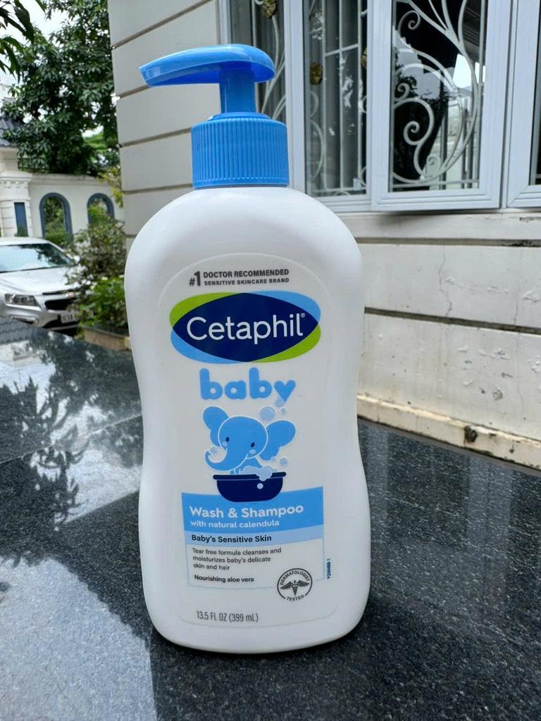 Cetaphil Baby Gentle Wash & Shampoo nổi bật nhờ công thức vô cùng dịu nhẹ